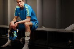  大奖赛最新形势：北京国安高居榜首，达拉斯独行侠强势追赶，冠军归属成迷